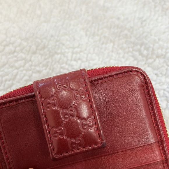 Authentic Gucci Leather Guccissima Red Compact Wallet - Picture 8 of 16